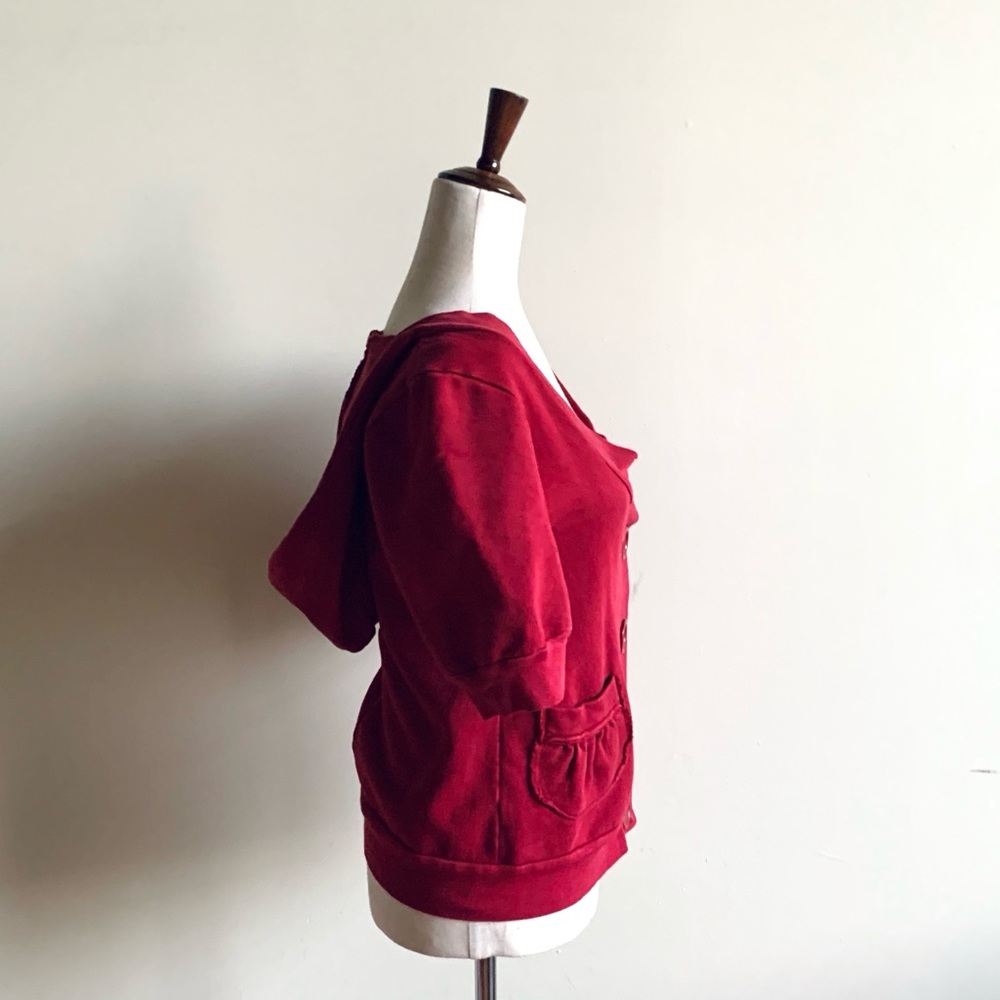 Red hooded sweatshirt Retro cardigan style